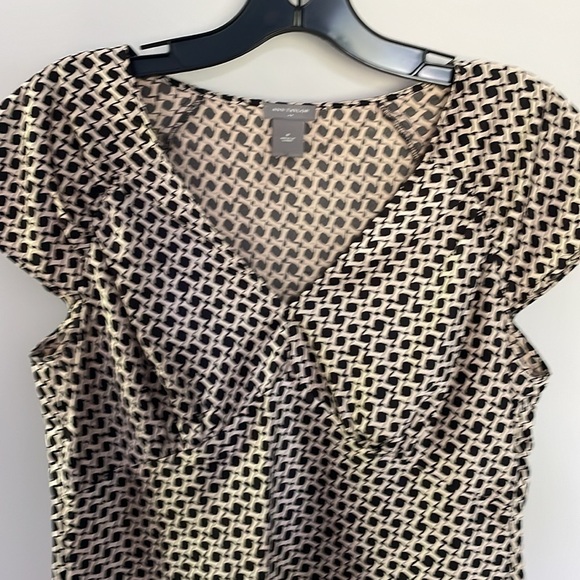 Ann Taylor Shirt Size 8 - Picture 2 of 6